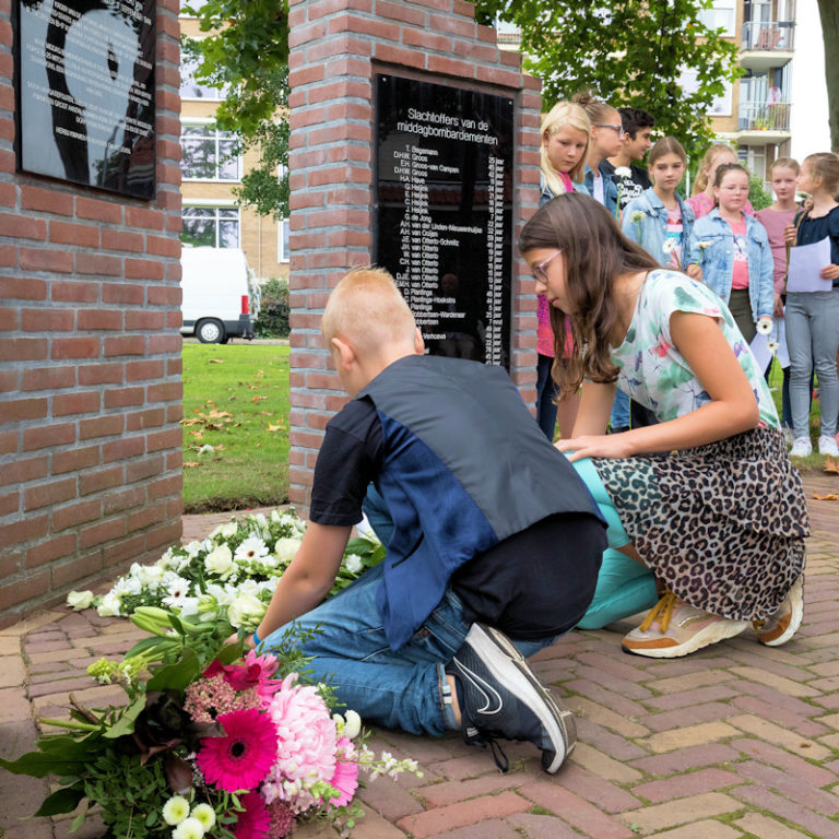 Parkweg Ede monument